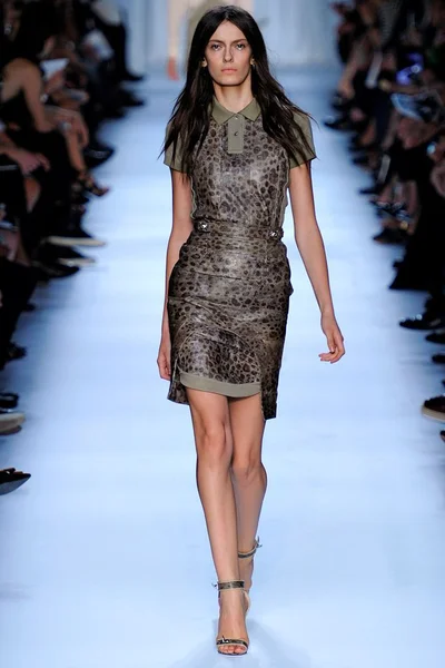 Look 33